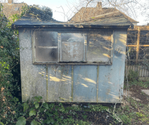 Asbestos shed 