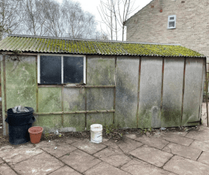 Complete asbestos garage with a wooden frame 